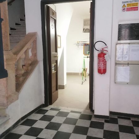 菲纳莱利古雷Casa Bartelli公寓 外观 照片